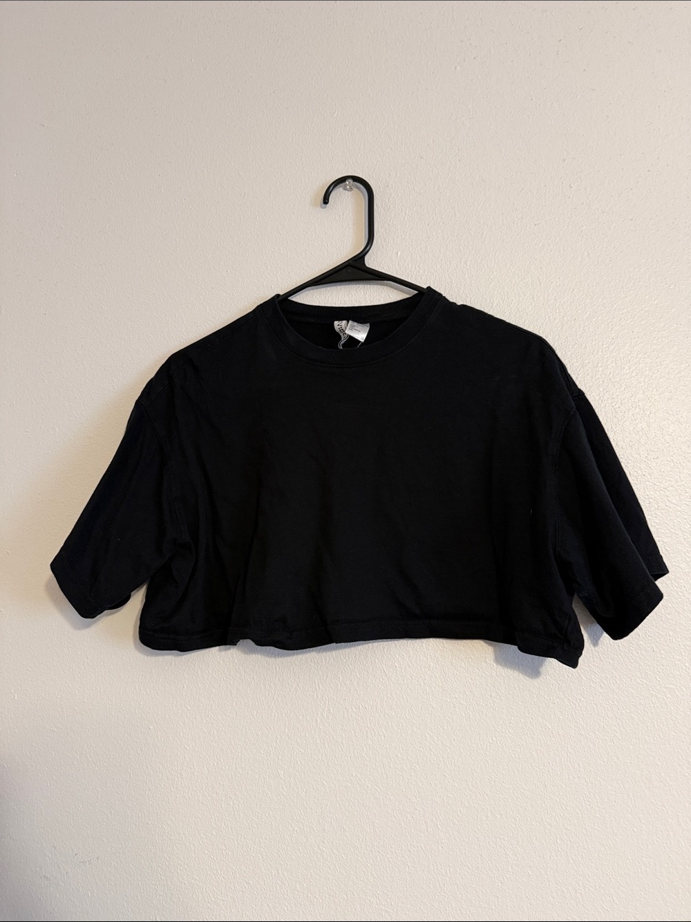 H&M Black Cropped Boxy Tee
